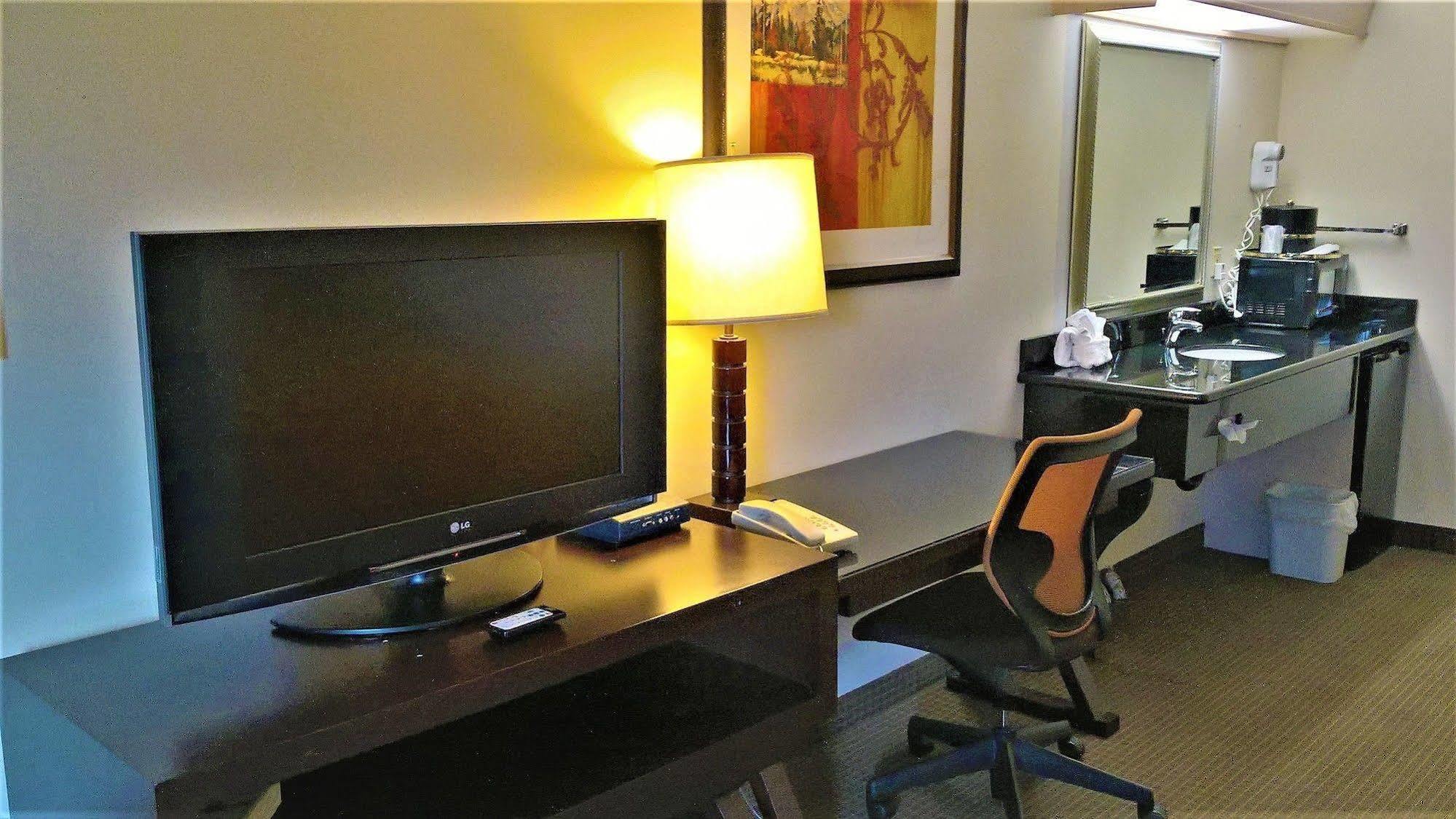 Briarwood Suites Portland Buitenkant foto